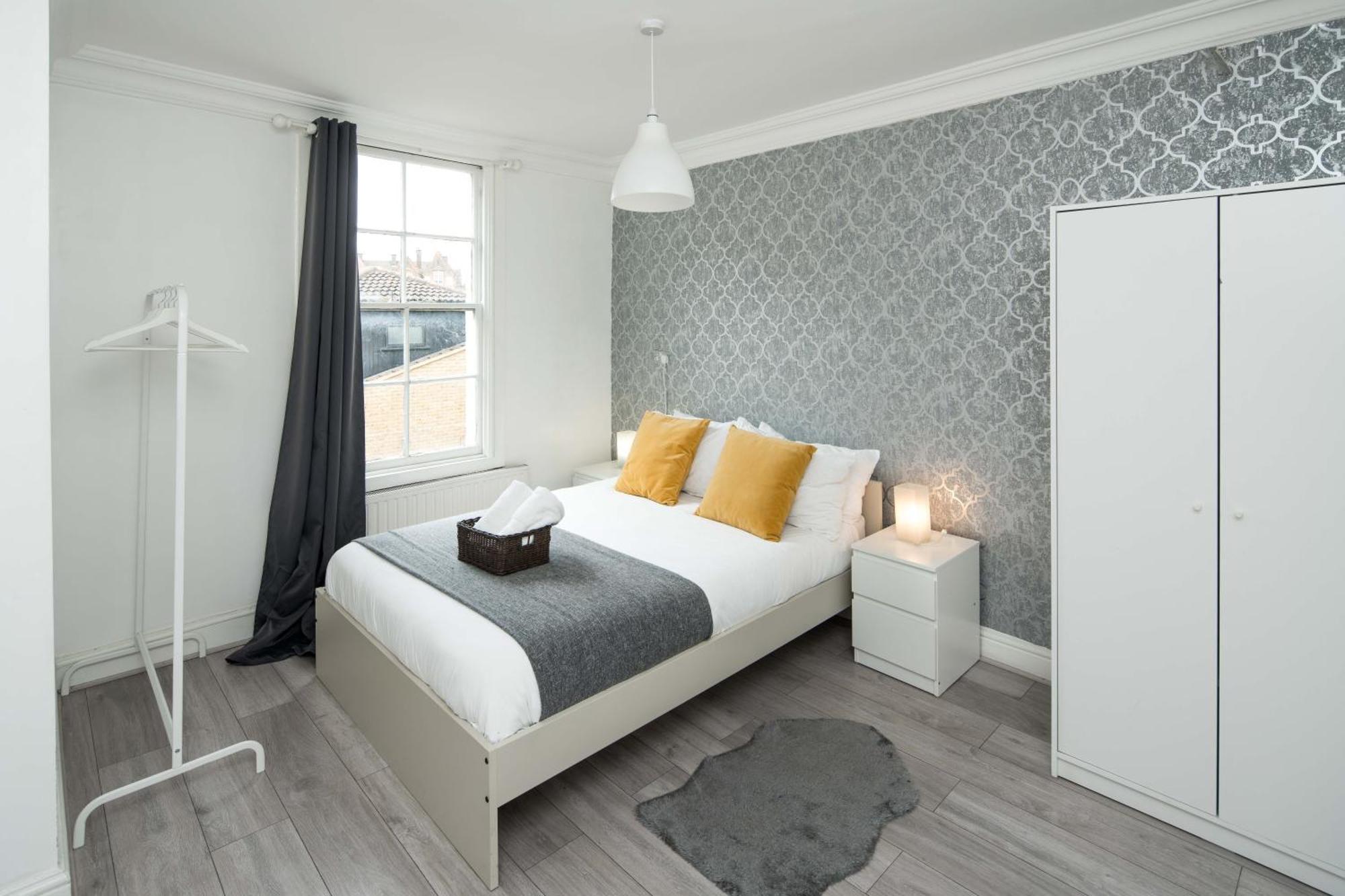 Private Double Room Shared Bathroom Near City Centre لندن المظهر الخارجي الصورة